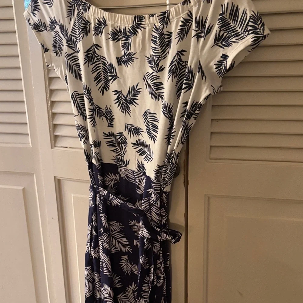 Maison Jules Navy and White Leaf Maxi Dress
